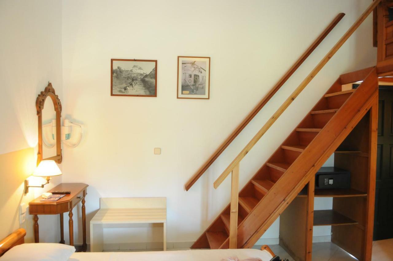 Pegasus Studios & Apartments Скирос Екстериор снимка